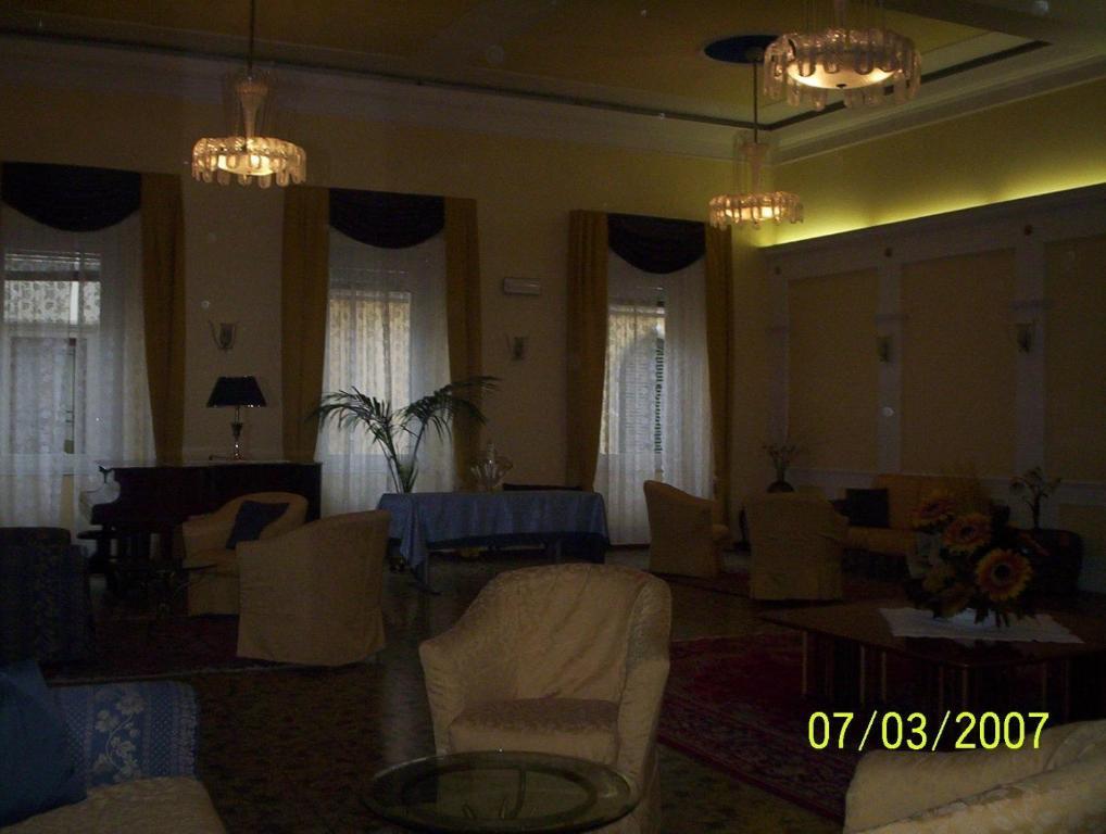 مونتيكاتيني تيرمي Hotel Impero المظهر الخارجي الصورة